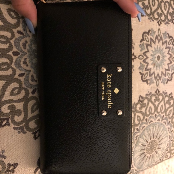 Kate Spade Matching Purse and Wallet - Picture 5 of 7